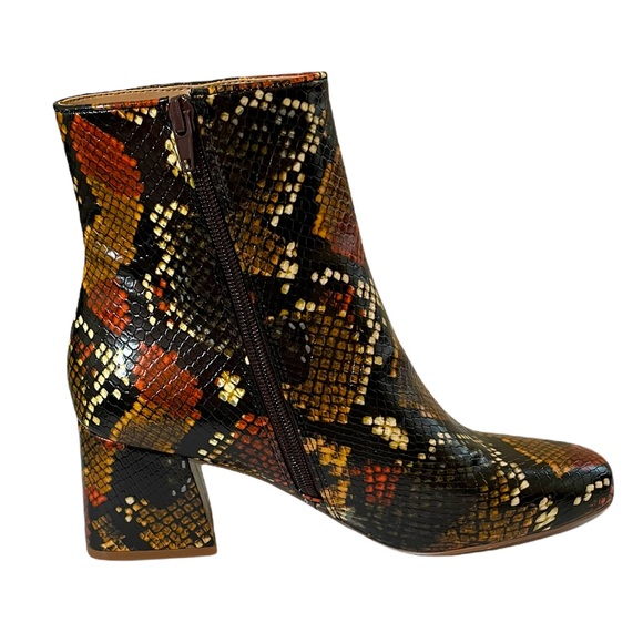 Steve Madden “Darma P” Multicolor Snake Booties - Picture 3 of 10